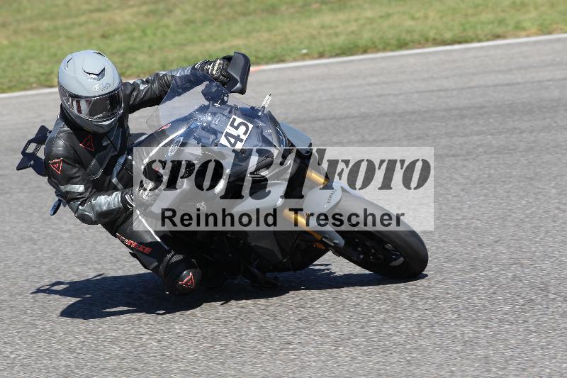 /Archiv-2025/48 25.08.2025 Cornu Master School ADR/blau-bleu/45